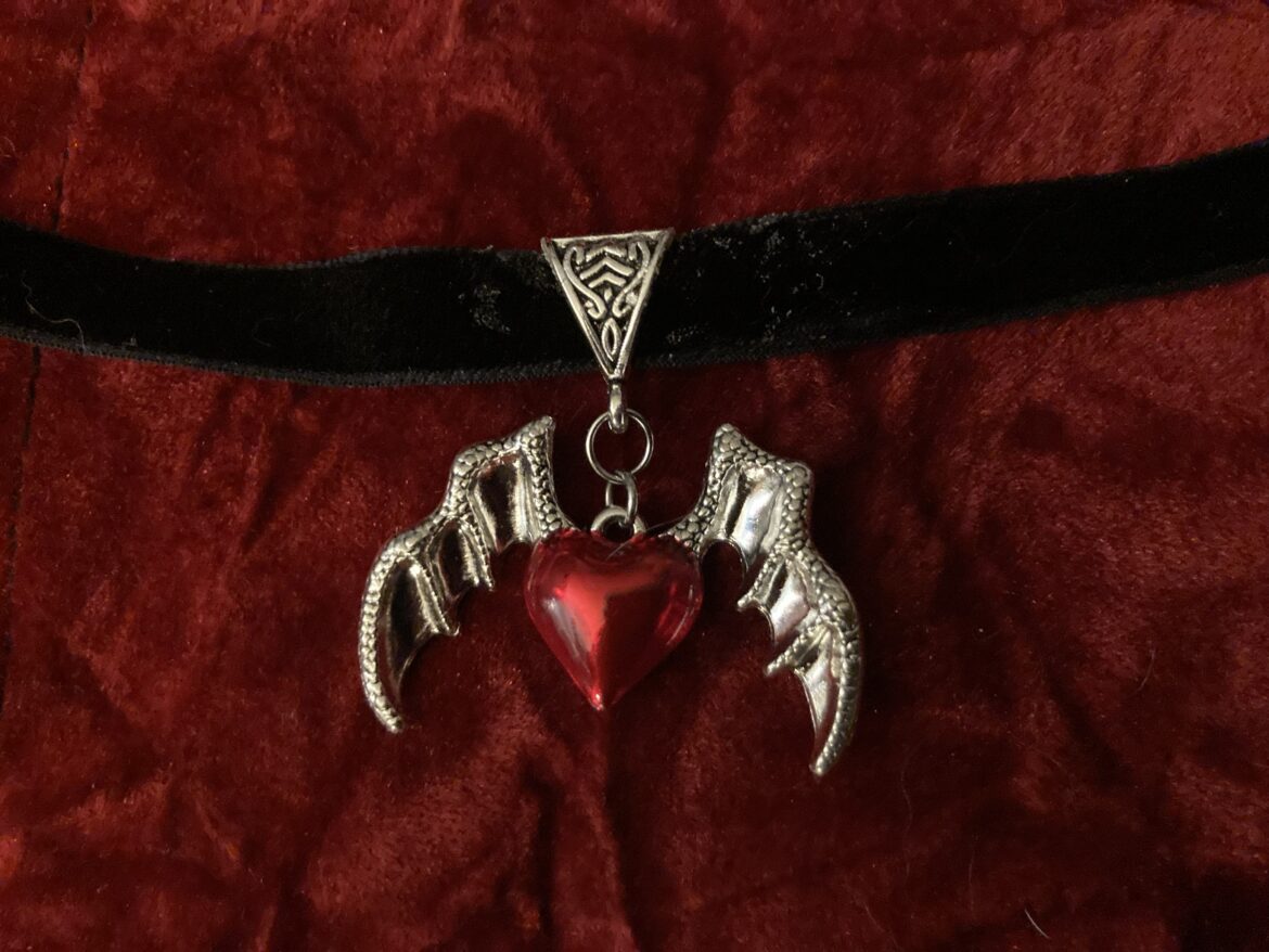 Gothic Red Heart Bat Wing Devil Wing Velvet Choker