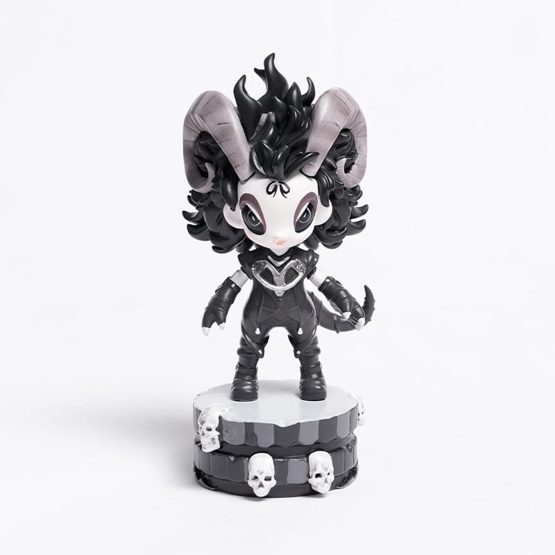 Devil Fashion Lilimar Ornament
