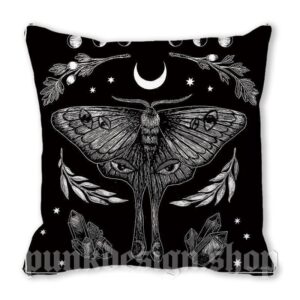Home's Gothic Printed Pillow Case